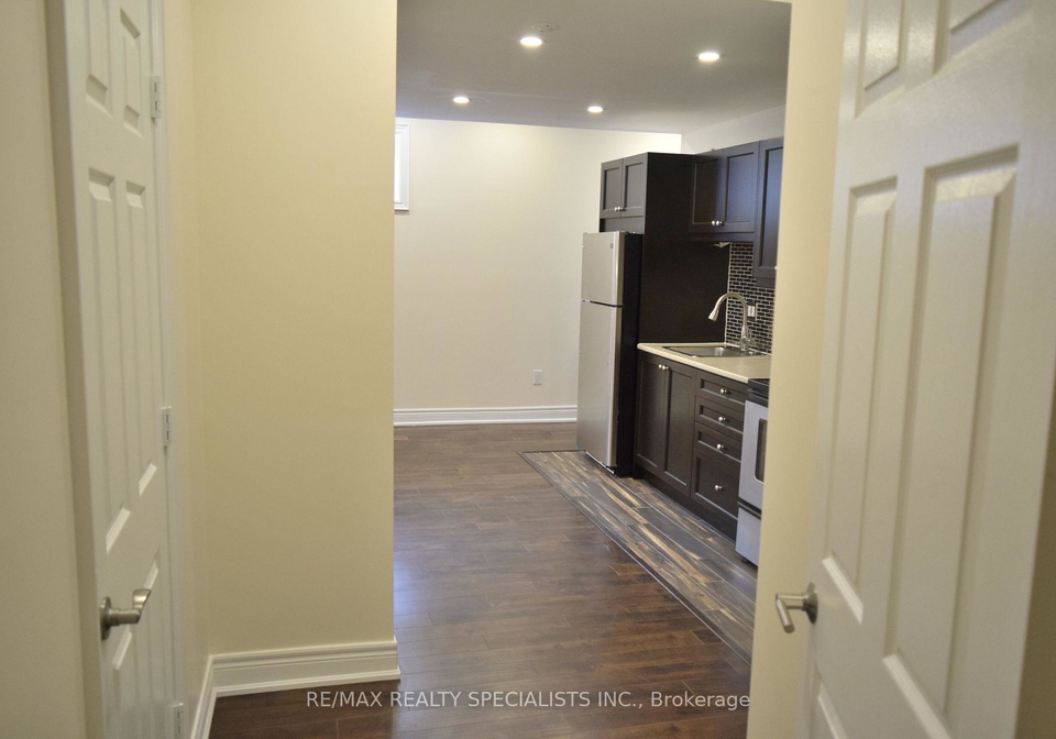 3921-burdette-terrace-mississauga-ontario-w12596564