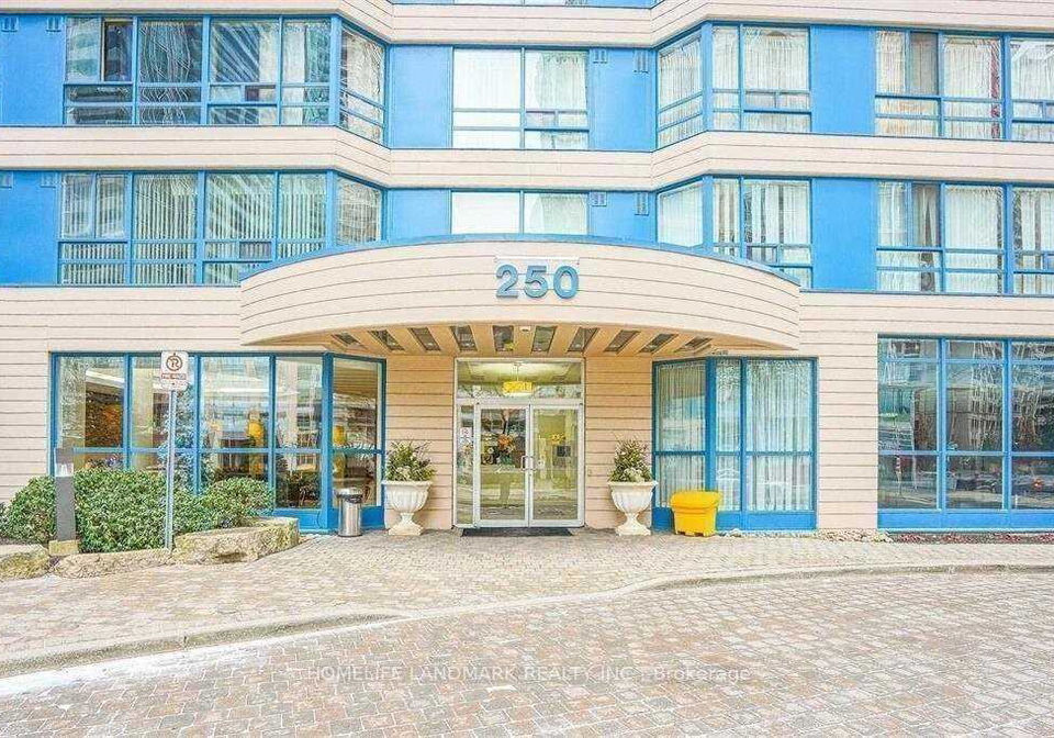 250-webb-drive-mississauga-ontario-w12596572