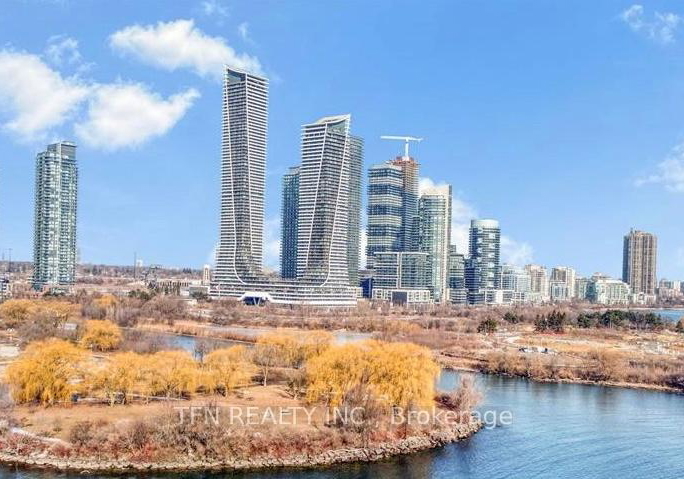 20-shore-breeze-drive-etobicoke-ontario-w12596754