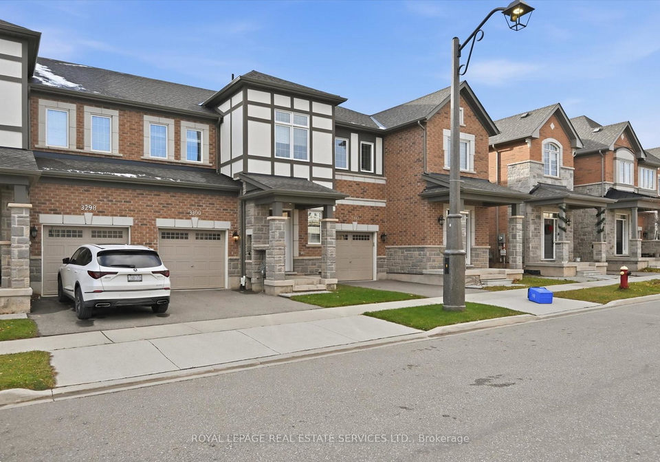 3300-jacob-way-oakville-ontario-w12596800
