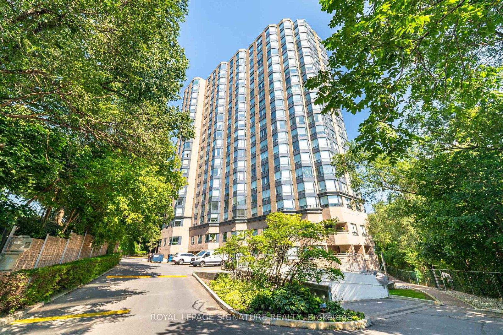 3-hickory-tree-road-north-york-ontario-w12597580