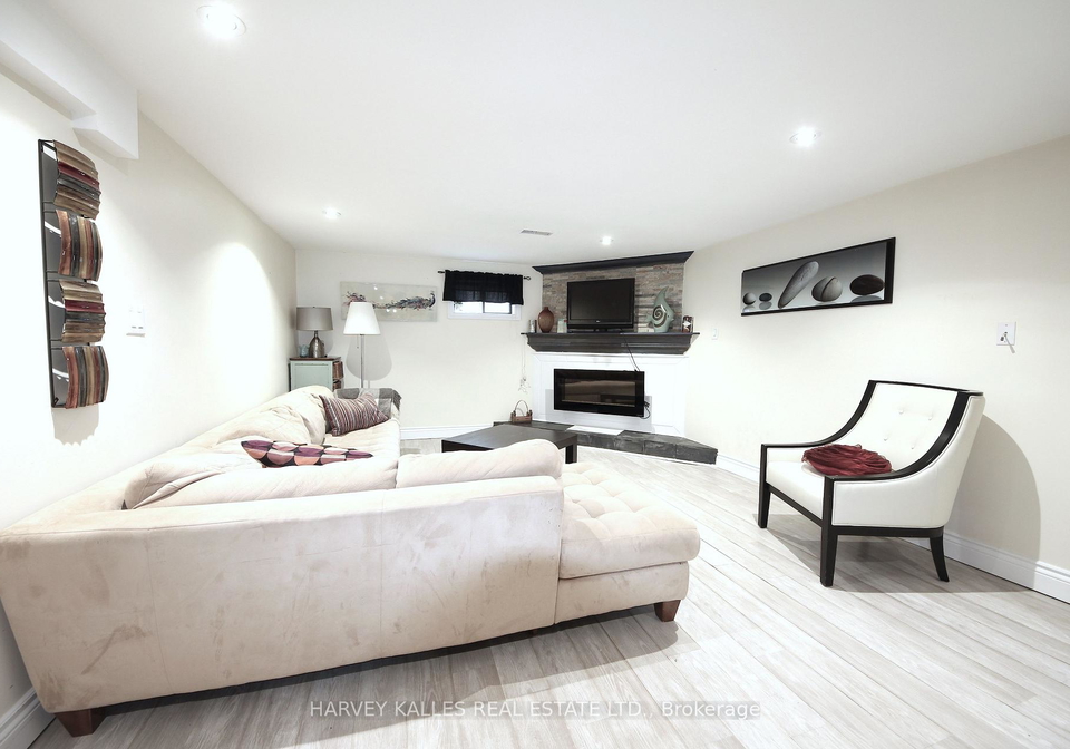 19-fallowfield-road-etobicoke-ontario-w12597608