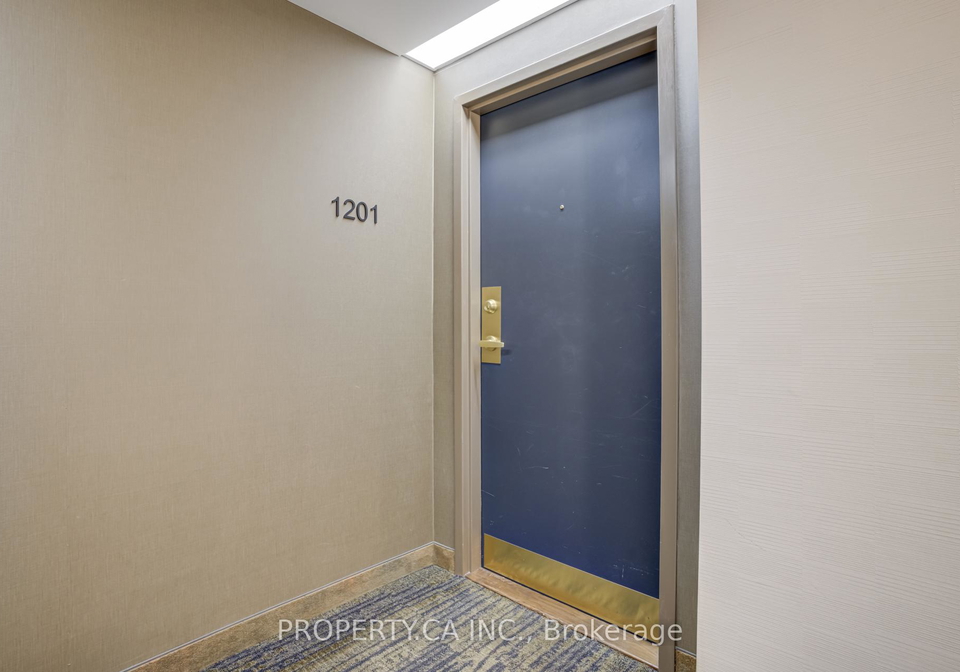 1271-walden-circle-mississauga-ontario-w12597770