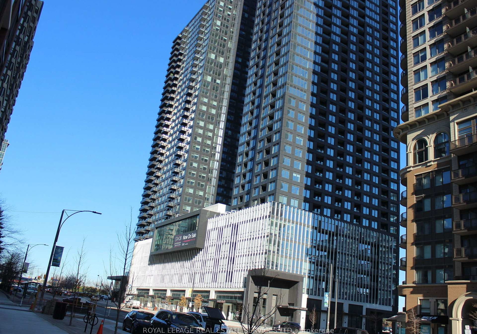 395-square-one-drive-mississauga-ontario-w12598218