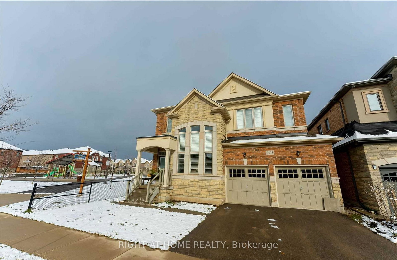 3175-buttonbush-trail-oakville-ontario-w12598400
