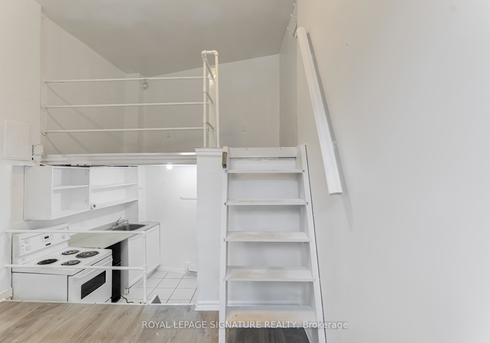 3042-dundas-street-w-toronto-ontario-w12598986