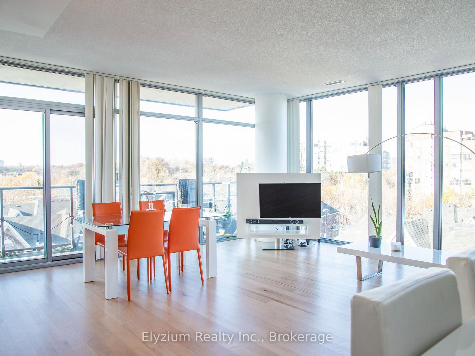 105-the-queensway-way-toronto-ontario-w12599012