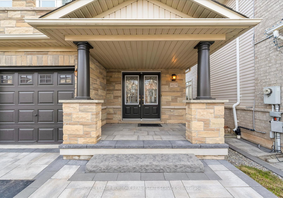 4838-columbus-drive-burlington-ontario-w12599212