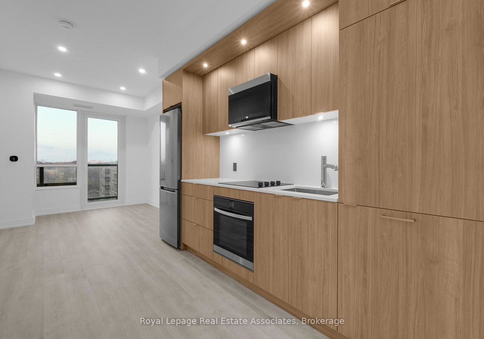 60-central-park-roadway-etobicoke-ontario-w12599334