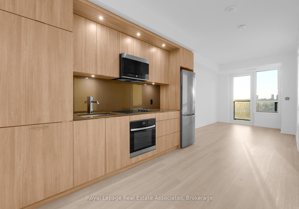 60-central-park-roadway-etobicoke-ontario-w12599342