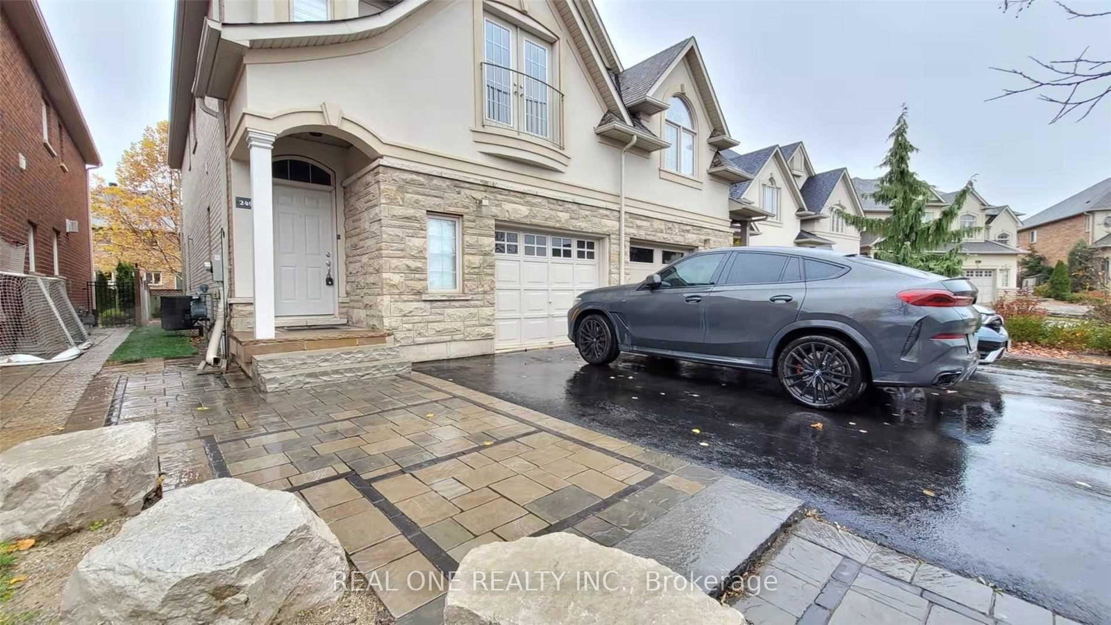 2495-felhaber-crescent-oakville-ontario-w12599466