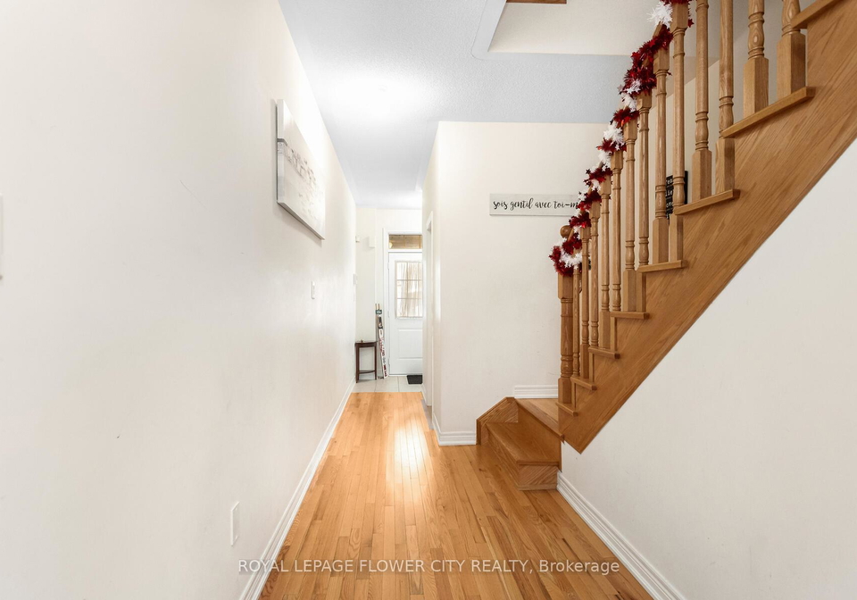 9-backwater-trail-brampton-ontario-w12599658