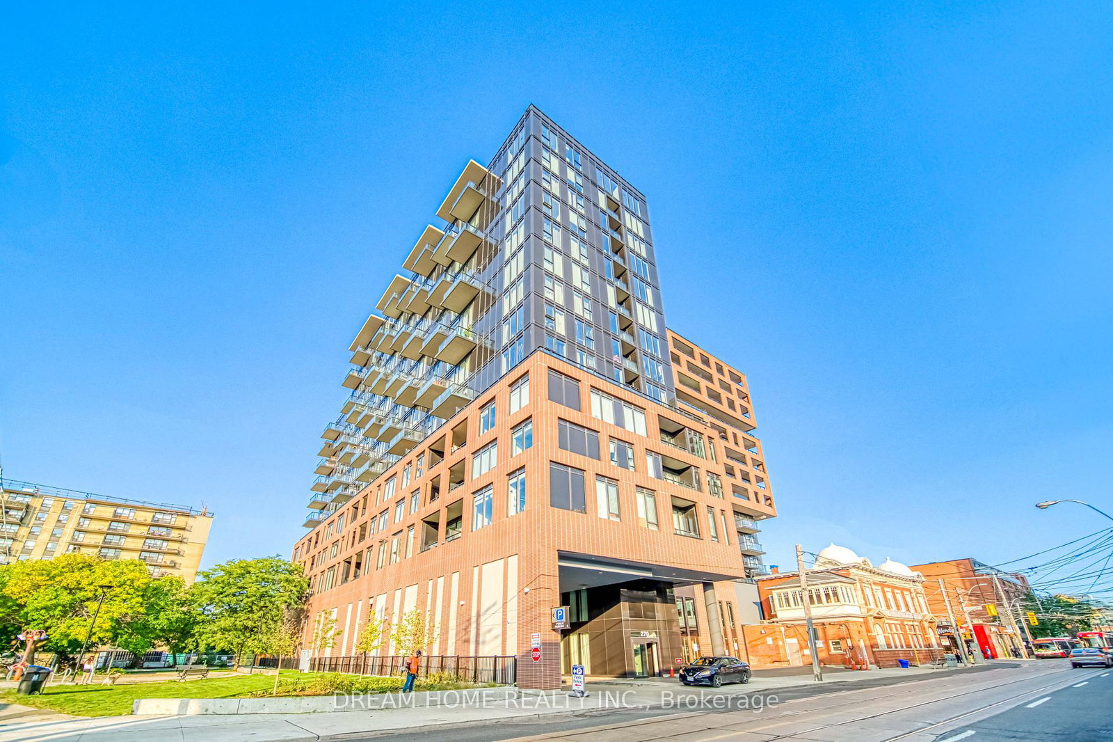 270-dufferin-street-toronto-ontario-w12599984