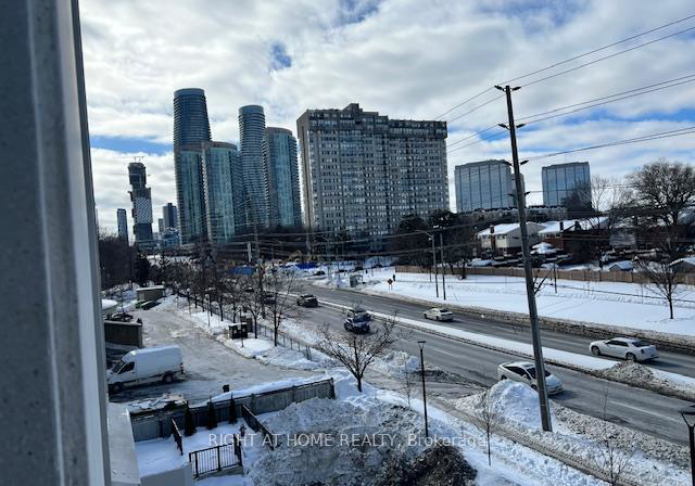 202-burnhamthorpe-road-e-mississauga-ontario-w12600054