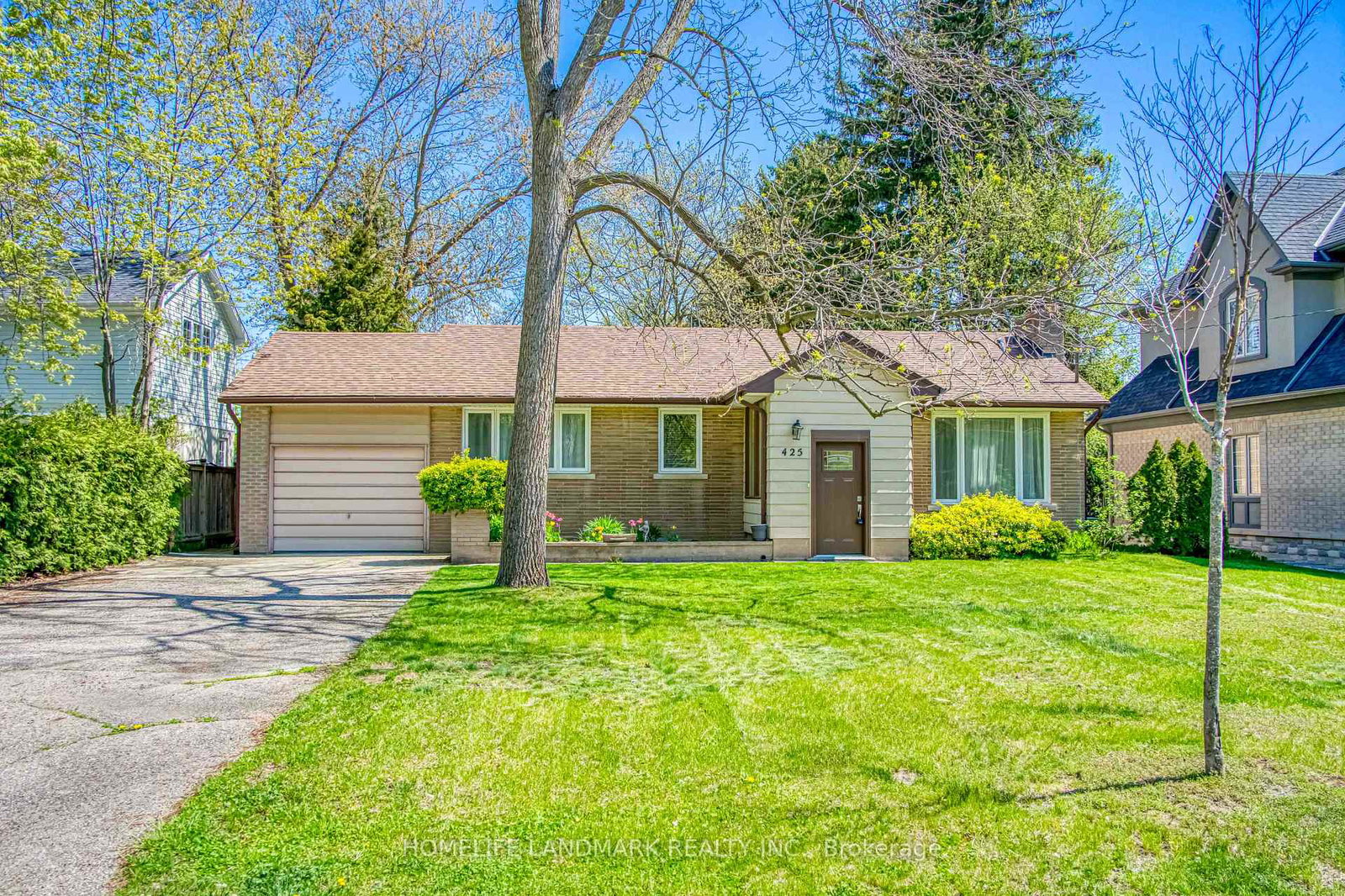 425-maple-grove-drive-oakville-ontario-w12600084