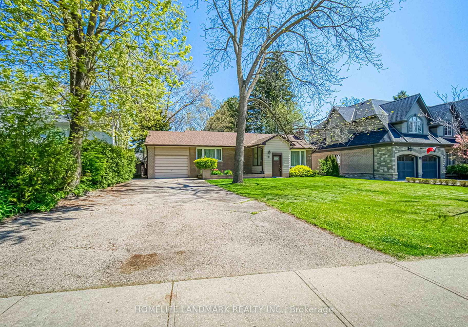 425-maple-grove-drive-oakville-ontario-w12600084