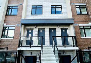 1075-douglas-mccurdy-comm-court-mississauga-ontario-w12600122