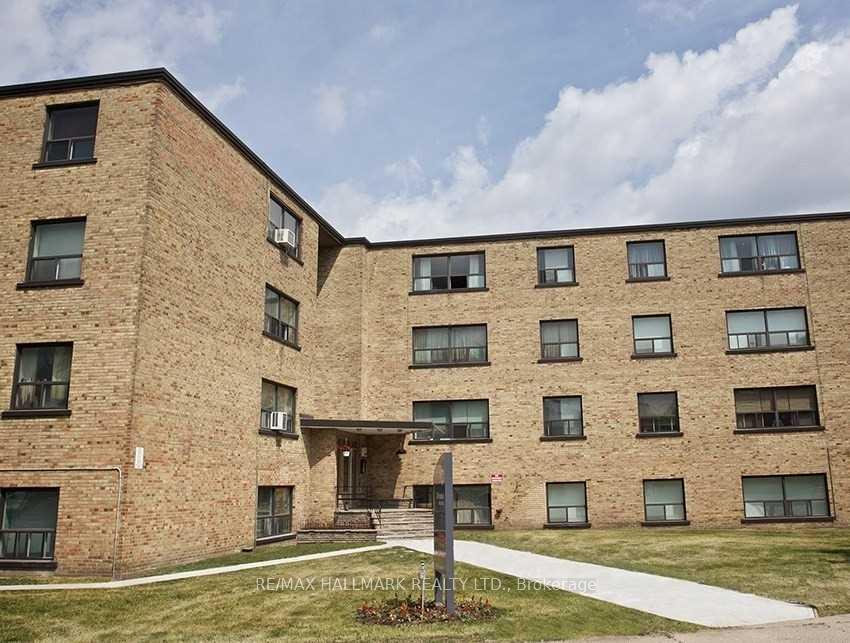 2-kinsdale-boulevard-etobicoke-ontario-w12600296
