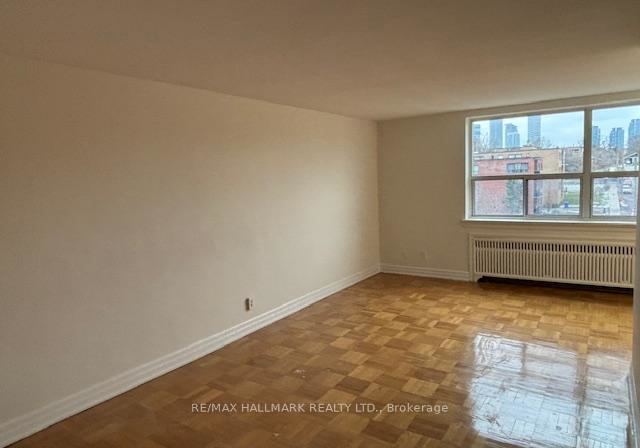 2-kinsdale-boulevard-etobicoke-ontario-w12600296