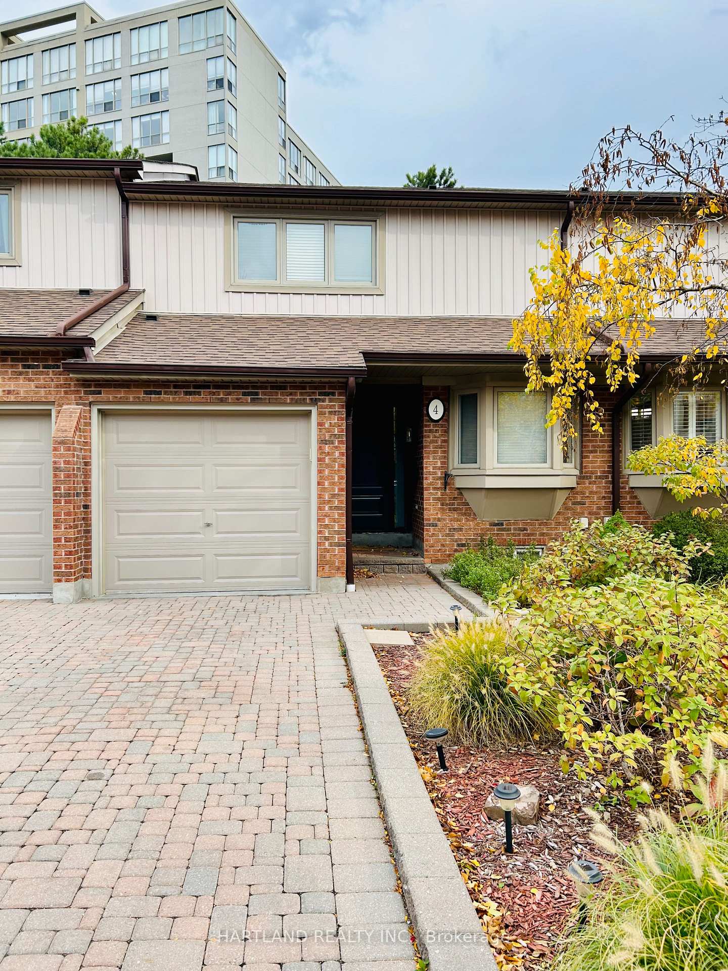 1160-walden-circle-mississauga-ontario-w12600864