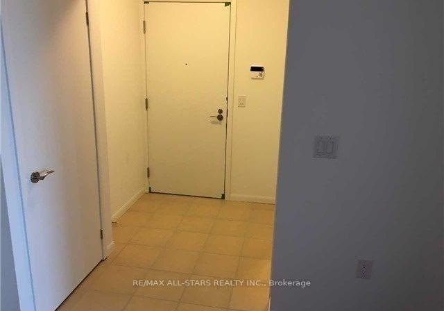 830-lawrence-avenue-w-north-york-ontario-w12601810