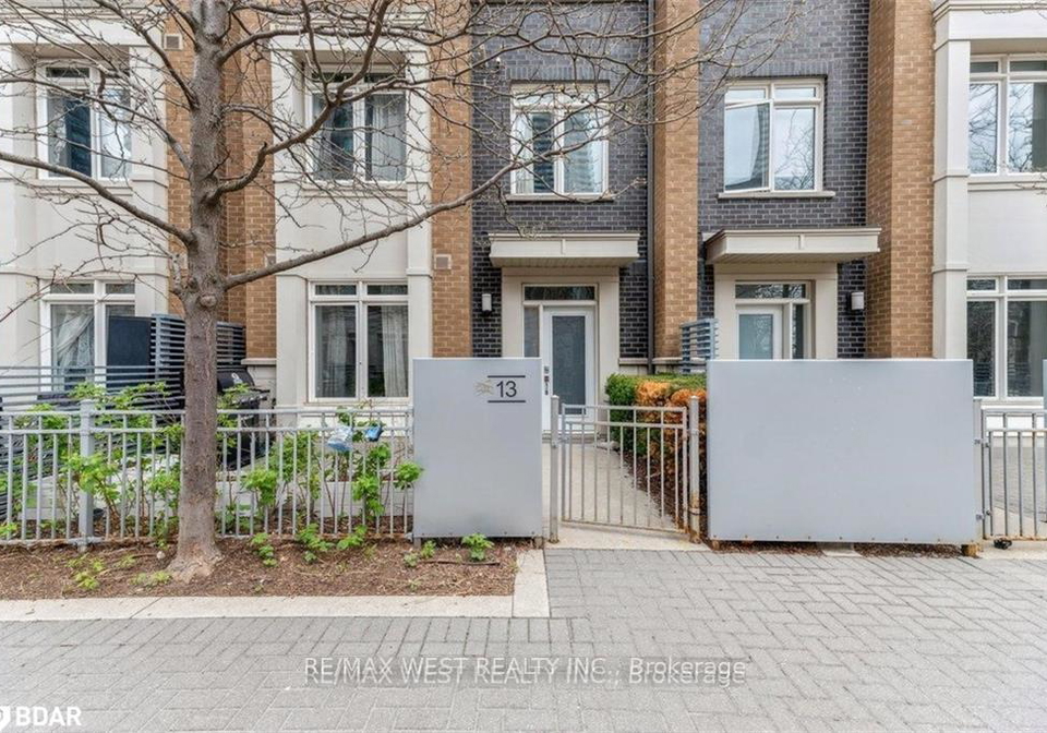 370-square-one-drive-w-mississauga-ontario-w12601822