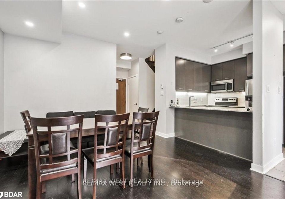 370-square-one-drive-w-mississauga-ontario-w12601822