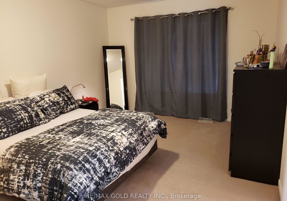 68-harpreet-circle-etobicoke-ontario-w12602026