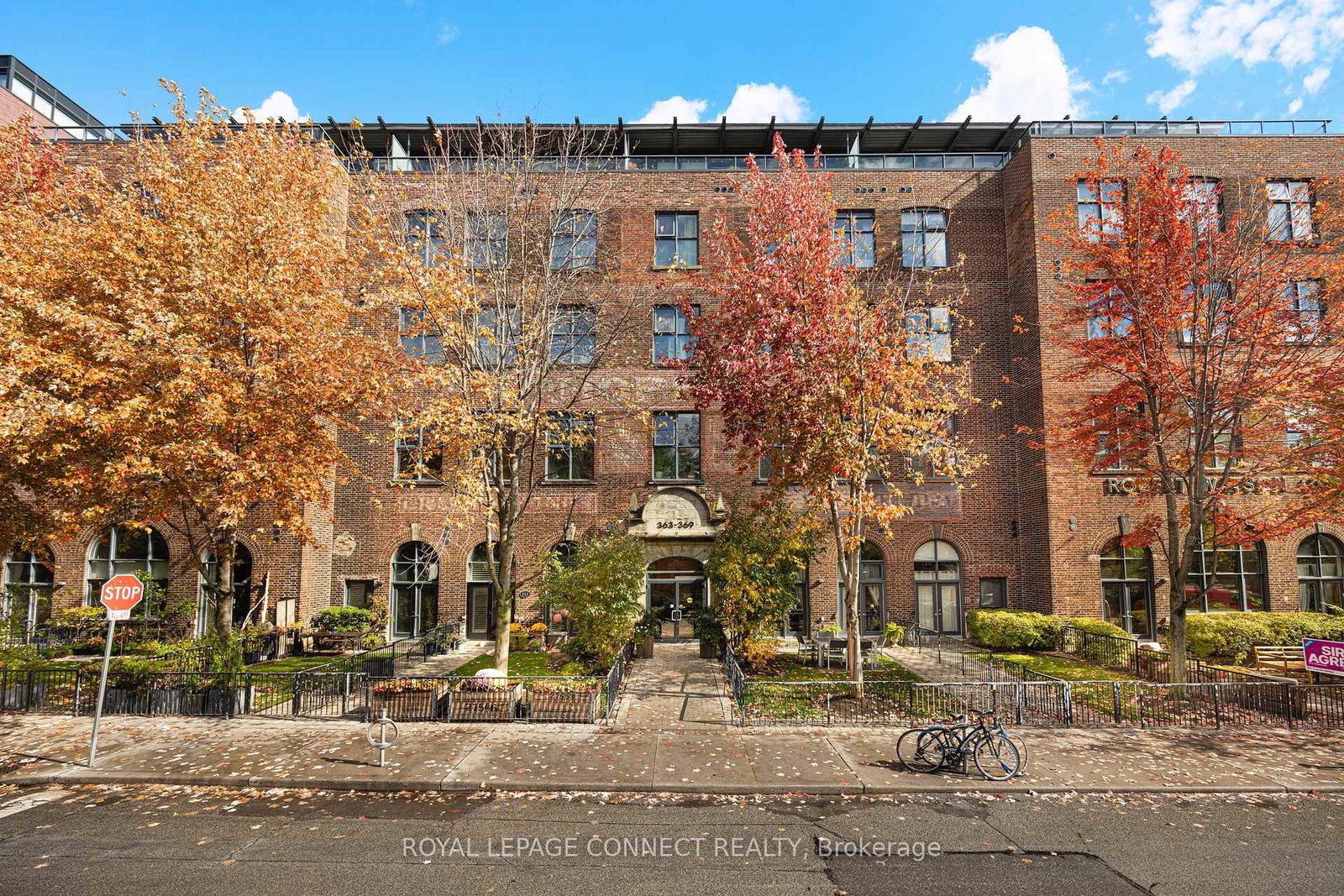 363-sorauren-avenue-toronto-ontario-w12602040