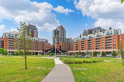 lawrence-avenue-north-york-ontario-w12602126