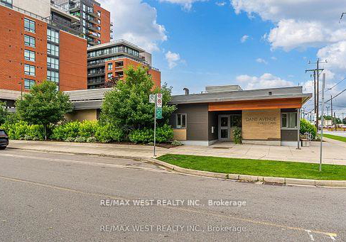 lawrence-avenue-north-york-ontario-w12602126