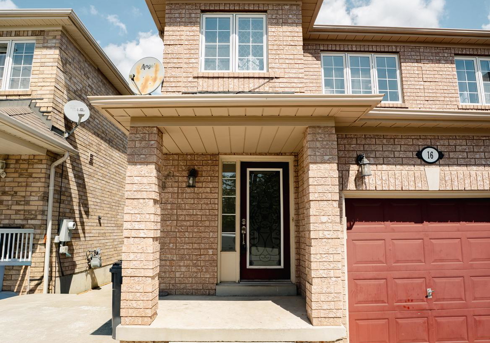 16-lonestar-crescent-brampton-ontario-w12602200
