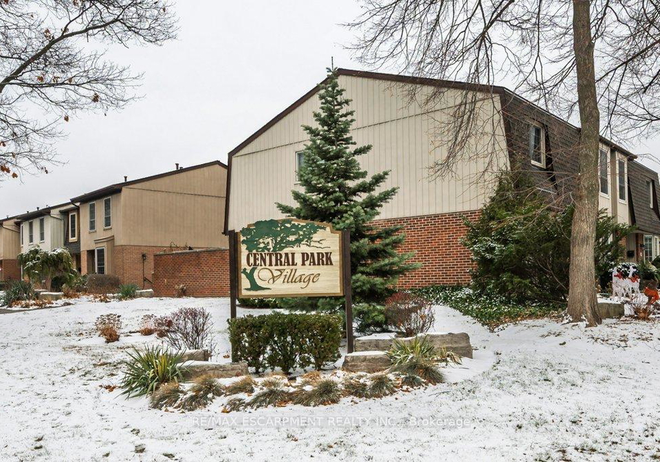 565-guelph-line-burlington-ontario-w12602446