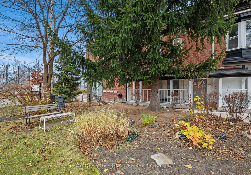 2563-dundas-street-w-toronto-ontario-w12602562