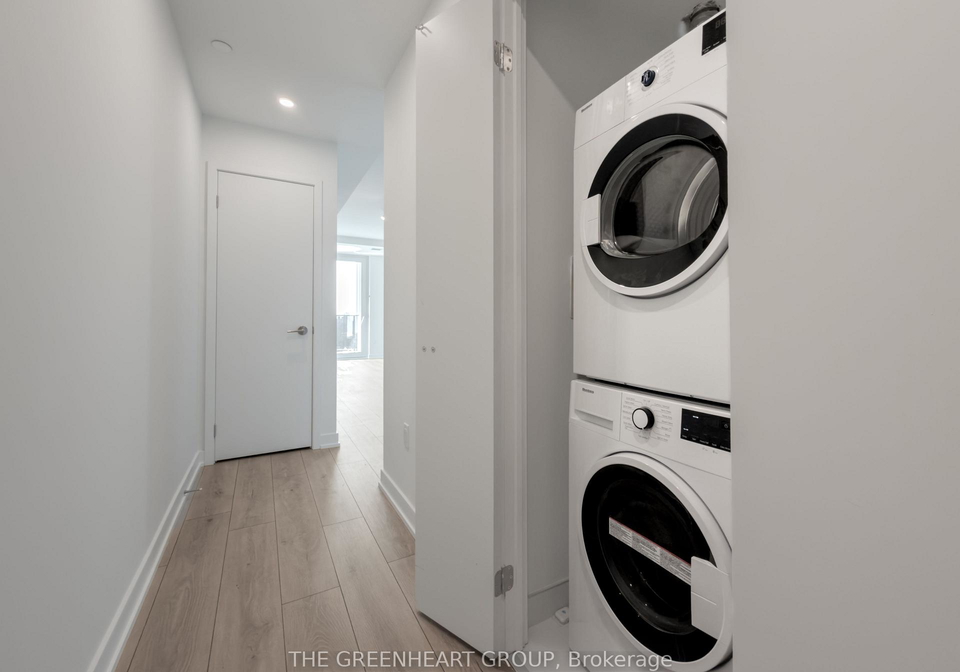 1-fairview-road-e-mississauga-ontario-w12602698