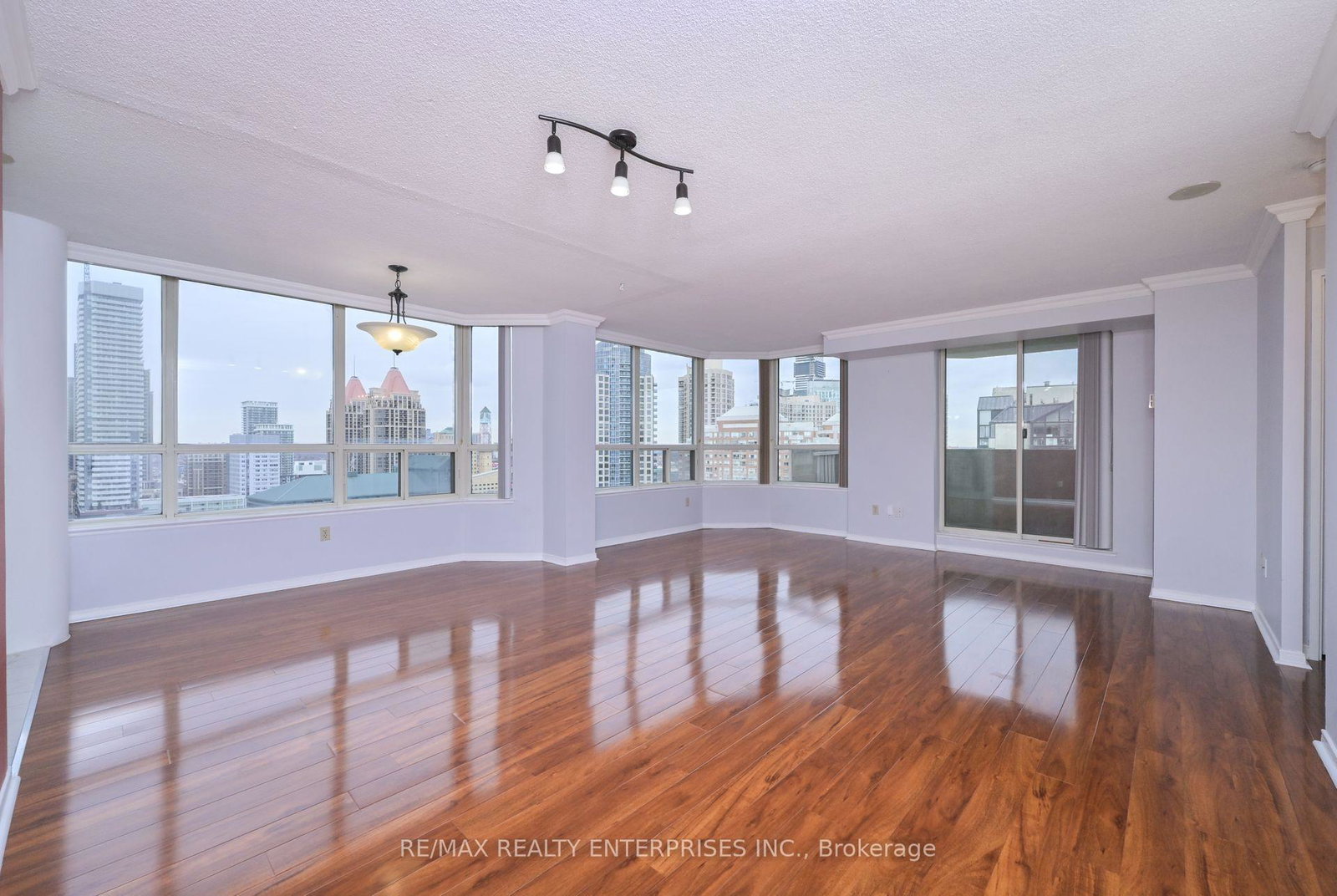 400-webb-drive-mississauga-ontario-w12602890
