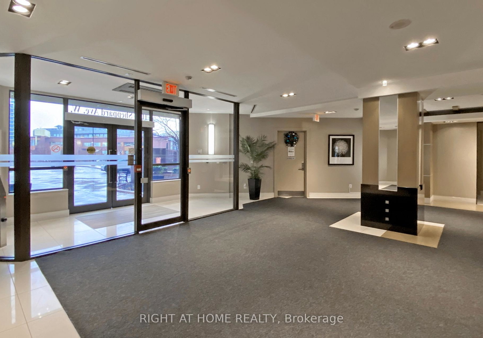 1060-sheppard-avenue-w-york-ontario-w12603218