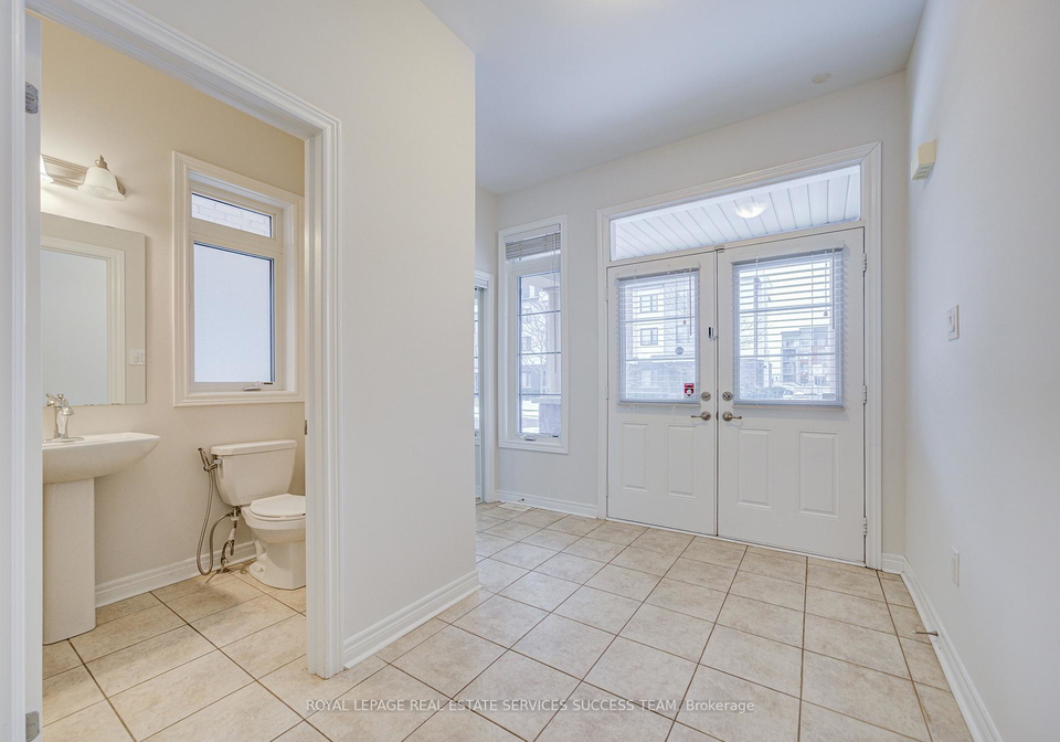 81-kaitting-trail-oakville-ontario-w12603312