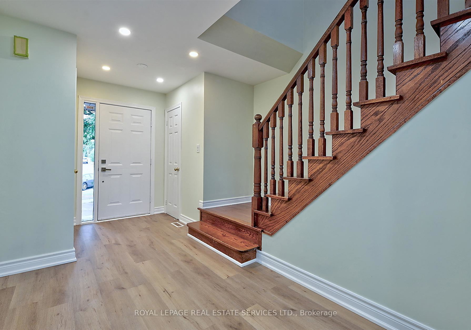 57-westfield-trail-oakville-ontario-w12604092