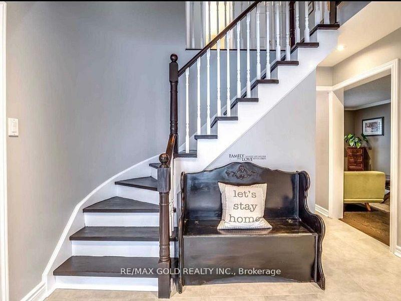 40-barr-crescent-brampton-ontario-w12604212