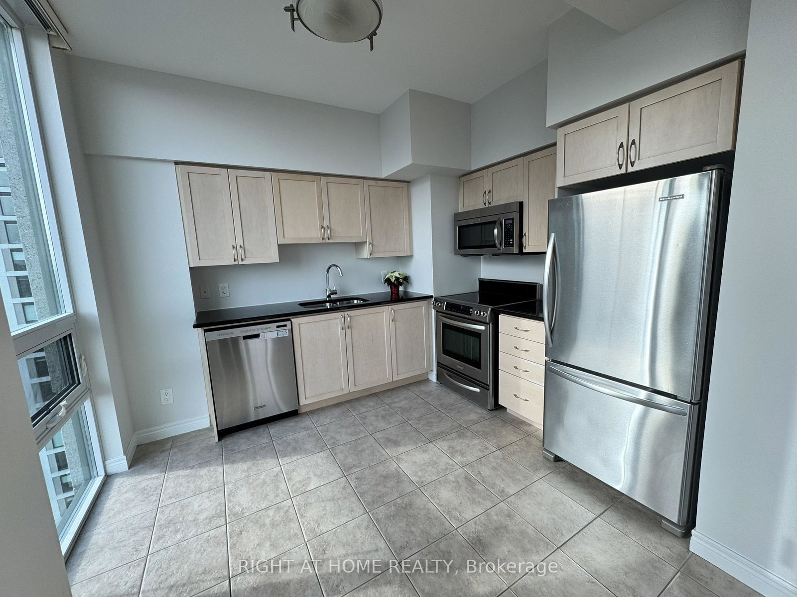 208-enfield-place-mississauga-ontario-w12604340