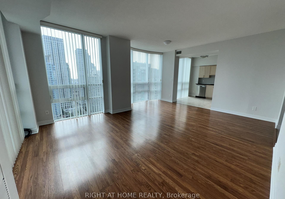 208-enfield-place-mississauga-ontario-w12604340