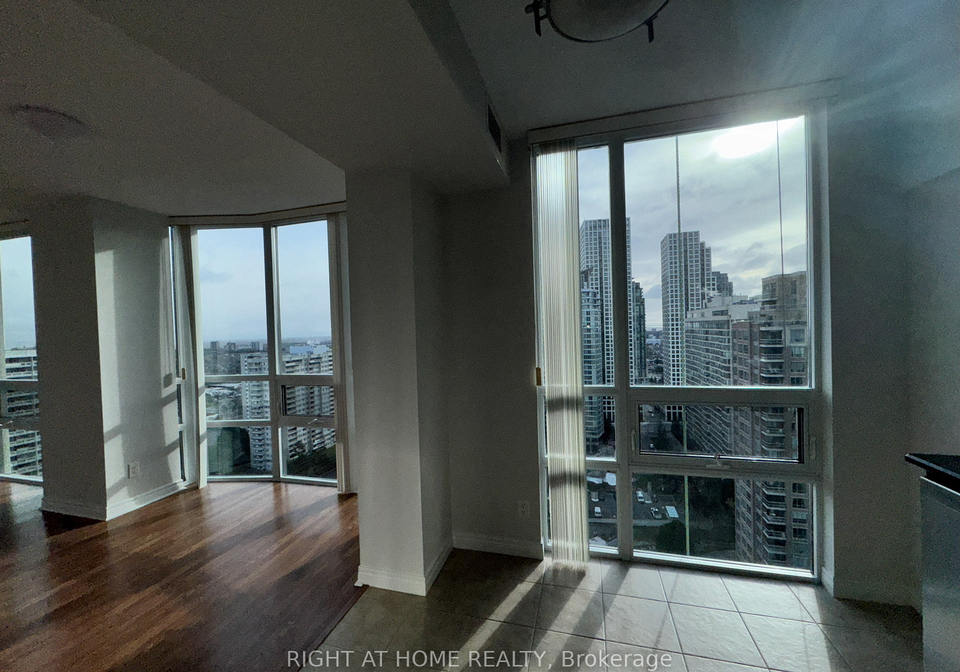 208-enfield-place-mississauga-ontario-w12604340