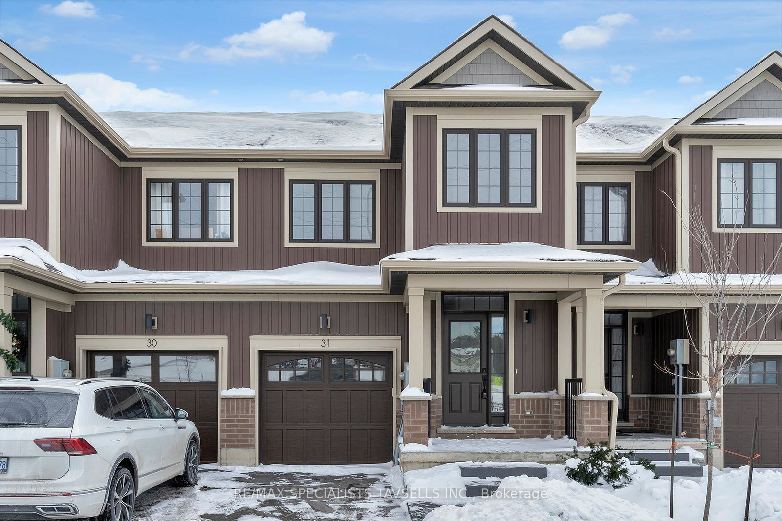 690-broadway-orangeville-ontario-w12604944