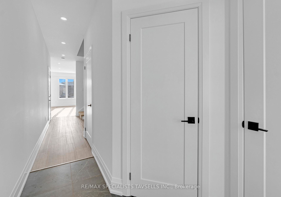 690-broadway-orangeville-ontario-w12604944