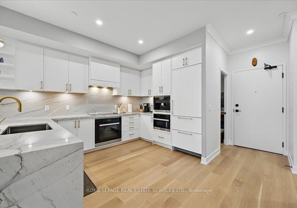 2489-taunton-road-oakville-ontario-w12605080