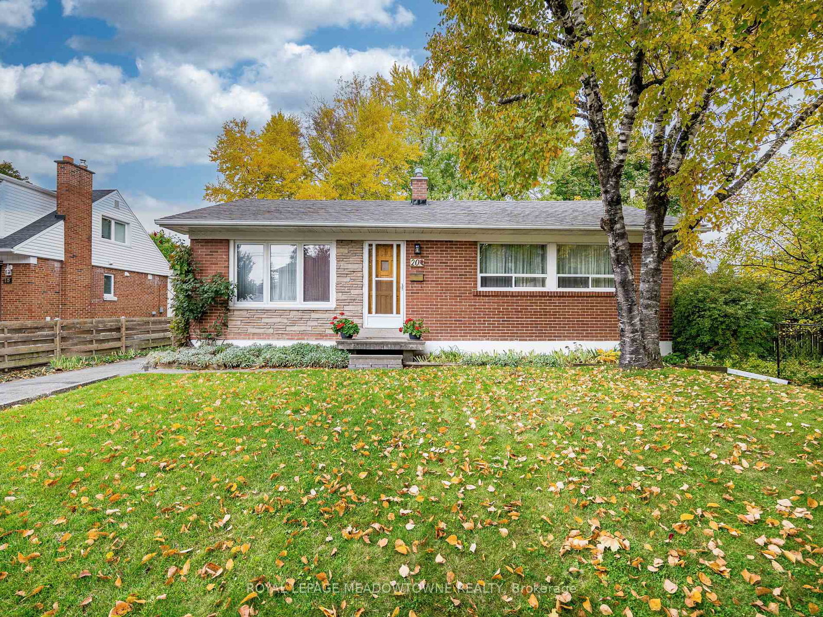 20-erlesmere-avenue-brampton-ontario-w12606010