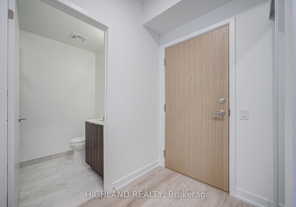 395-square-one-drive-mississauga-ontario-w12606846