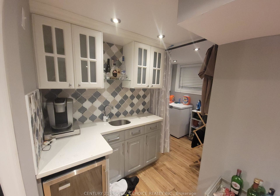 5486-hixon-avenue-burlington-ontario-w12606940