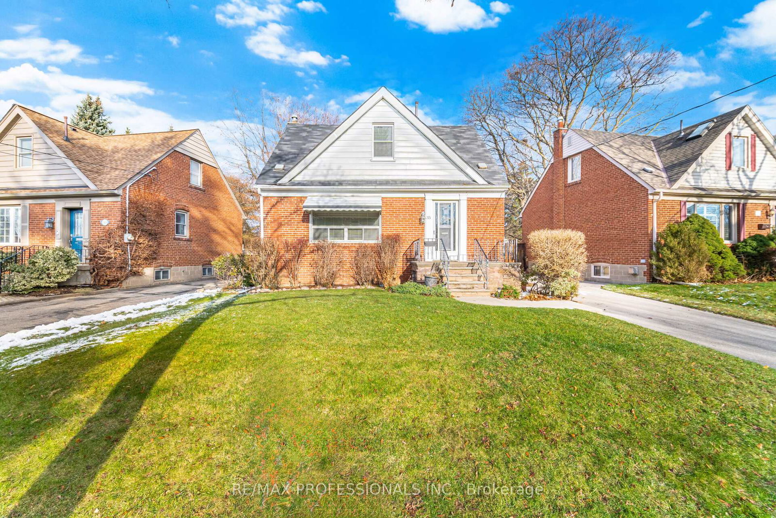 35-westleigh-crescent-etobicoke-ontario-w12607190